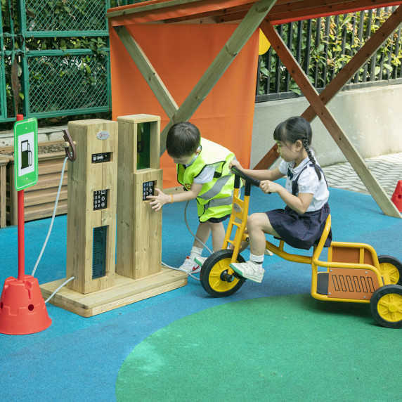 CLASSIC WORLD EDU Fuel Distributor Car Charging Station