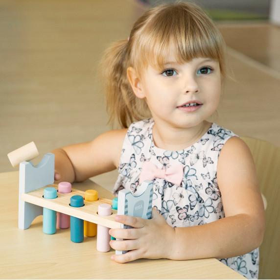 VIGA PolarB Wooden Bench with Hammer - Montessori