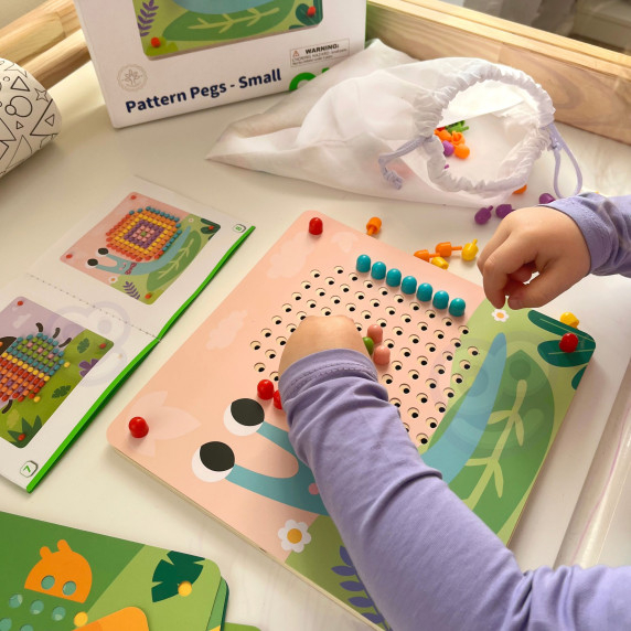 TOOKY TOY Puzzle with Pins and Climbing Pegs