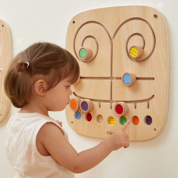 VIGA Wooden Manipulative Sensory Maze Touch and Match Board