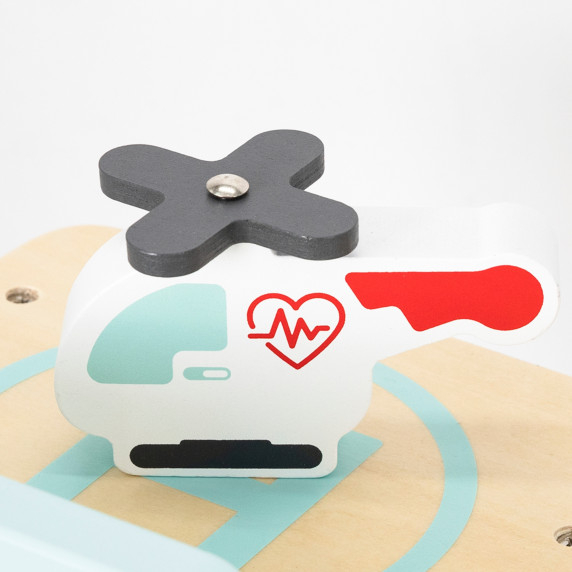VIGA Wooden Hospital with Ambulance and Elevator Set of 15 pieces