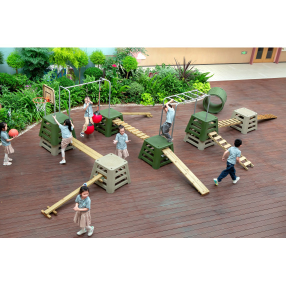 CLASSIC WORLD EDU Obstacle Course XXL Multi-Skill Motor Playground