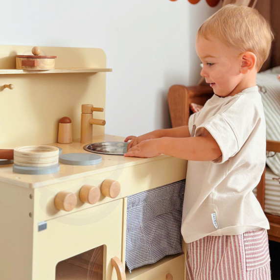 TOOKY TOY Wooden Beige Kitchen with Accessories
