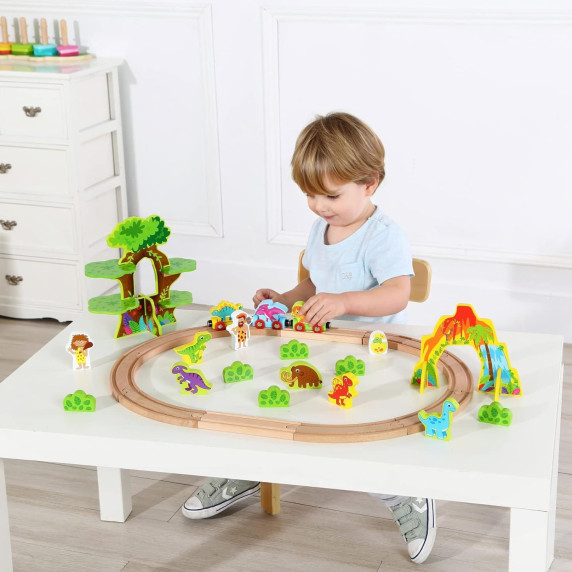 TOOKY TOY Wooden Magnetic Train Dinosaurs + Figures