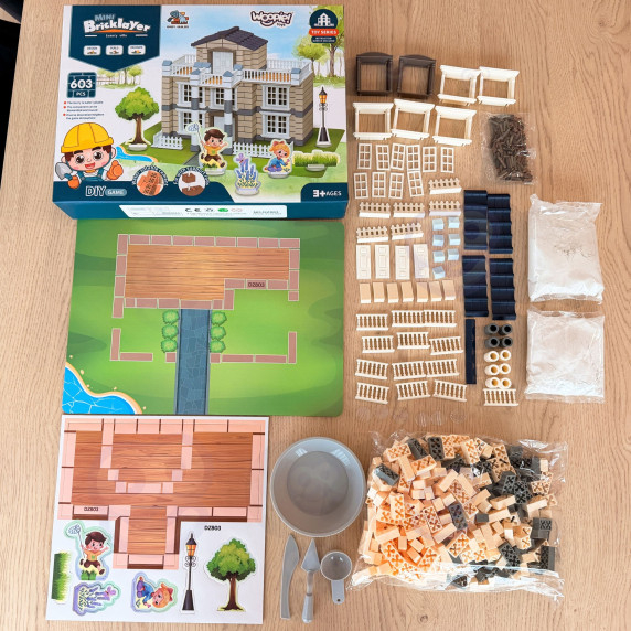 WOOPIE DIY Construction Kit Building with Bricks Dream House Residence 603 pcs.