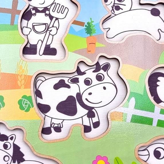 TOOKY TOY Wooden Montessori Puzzle Farm with Matching Pins