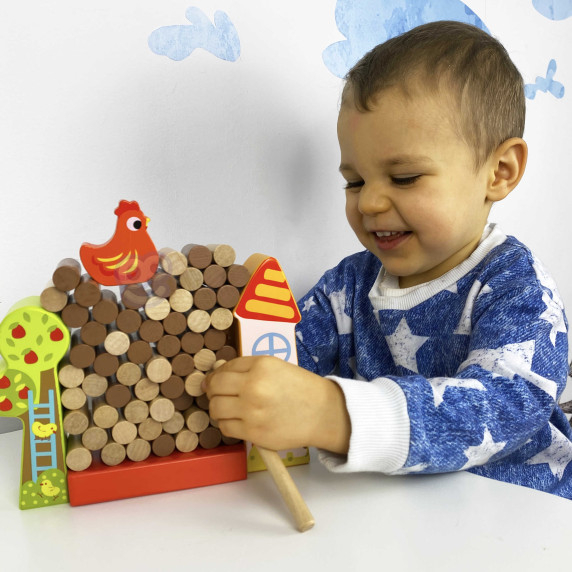 TOOKY TOY Arcade Game Falling Hen Wooden Farm