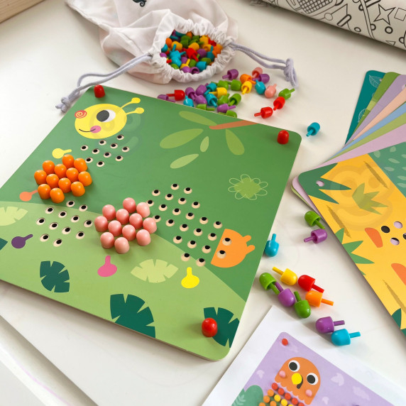 TOOKY TOY Puzzle with Pins and Climbing Pegs