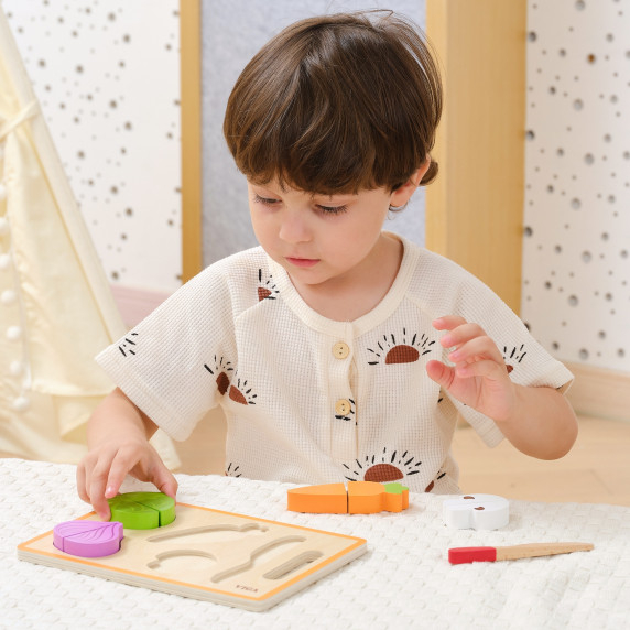 VIGA Wooden Montessori Educational Puzzle Vegetables for Cutting
