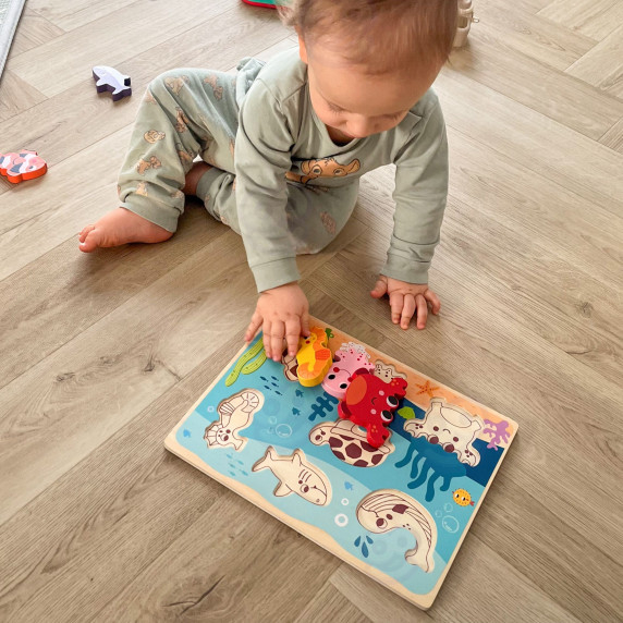 TOOKY TOY Wooden Montessori Puzzle Sea World Fish Turtle Shapes