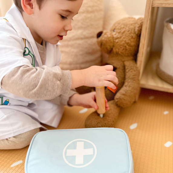 TOOKY TOY Wooden Little Doctor's Set in a Suitcase with Accessories