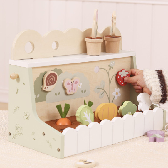 VIGA Wooden Garden for the Little Gardener 22 pcs.
