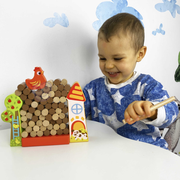 TOOKY TOY Arcade Game Falling Hen Wooden Farm