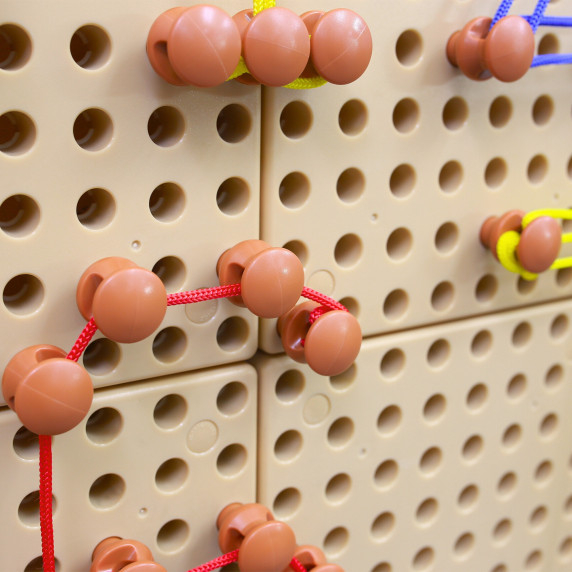 MASTERKIDZ Pegs and Strings Set - For the STEM Science and Creative Board