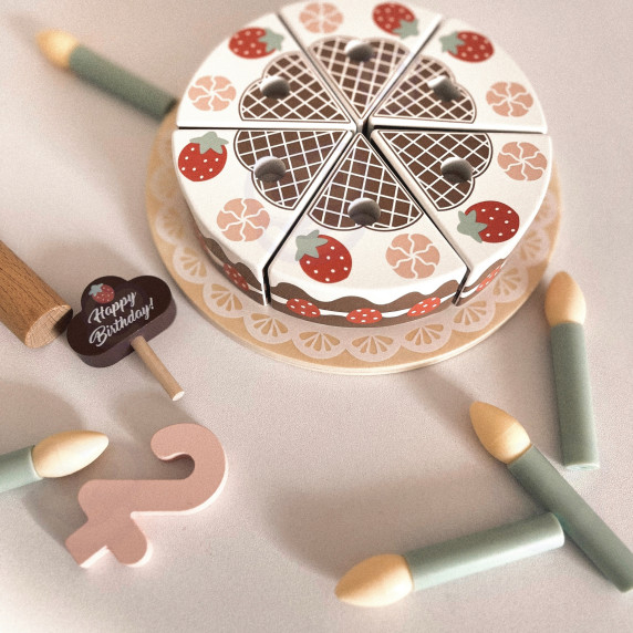 TOOKY TOY Wooden Birthday Cake with Turnip Candles