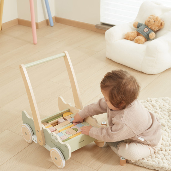 Viga Wooden Pusher Trolley