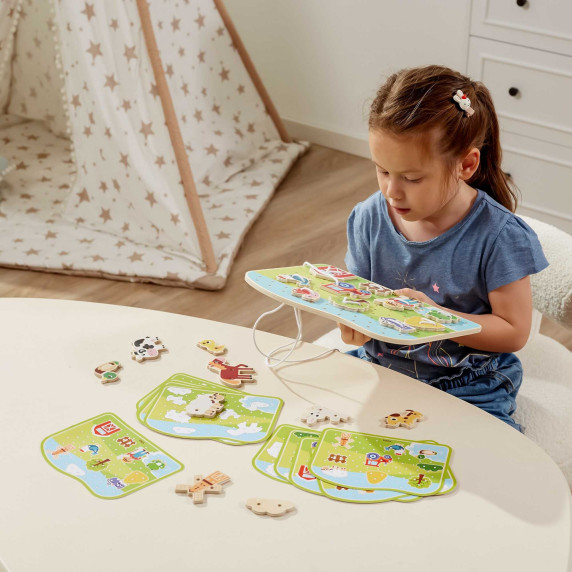 VIGA Wooden Lace-Up Intertwining Montessori Farm Animals