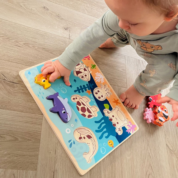 TOOKY TOY Wooden Montessori Puzzle Sea World Fish Turtle Shapes
