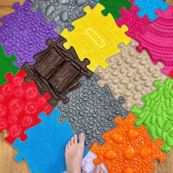WOOPIE Orthopedic Sensory Mat Royal Puzzle 26 pieces + 4 small ones