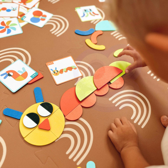WOOPIE GREEN Wooden Montessori Puzzle 40 Patterns to Recreate 55 Pieces FSC Certified