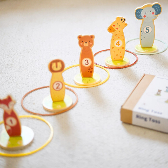 TOOKY TOY Throw at the Target Wooden Skill Game Hoops 15 pcs.
