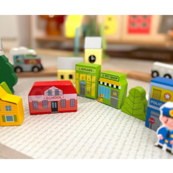 TOOKY TOY Wooden Set of Buildings and Figures City