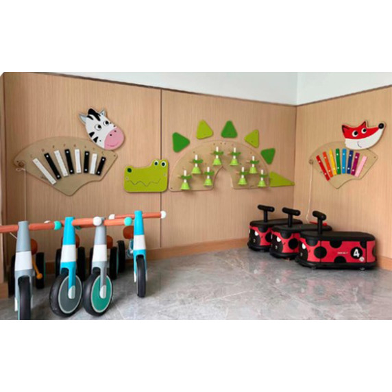 CLASSIC WORLD EDU Musical Wall Board ZEBRA