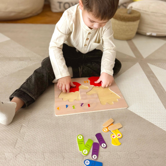 TOOKY TOY Educational Wooden Puzzle Hands and Feet Learning Counting and Colors