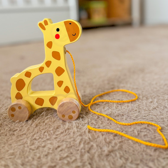 TOOKY TOY Wooden Pull-along Giraffe