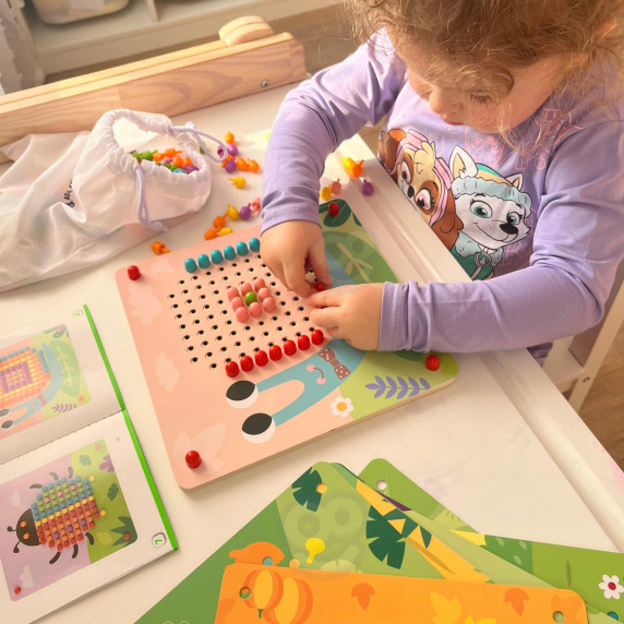TOOKY TOY Puzzle with Pins and Climbing Pegs