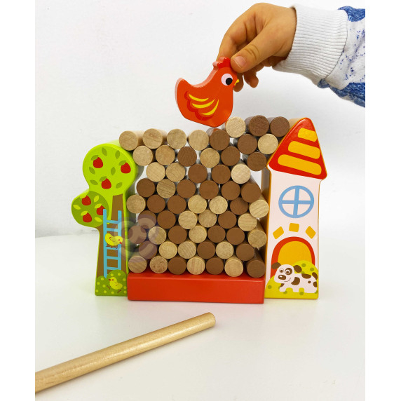 TOOKY TOY Arcade Game Falling Hen Wooden Farm