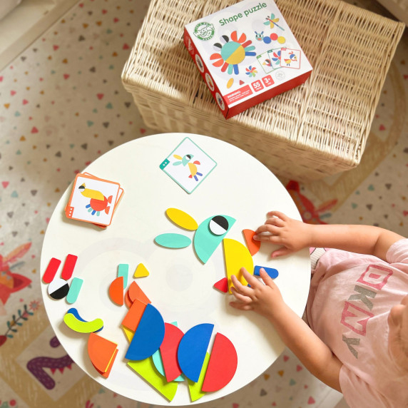 WOOPIE GREEN Wooden Montessori Puzzle 40 Patterns to Recreate 55 Pieces FSC Certified