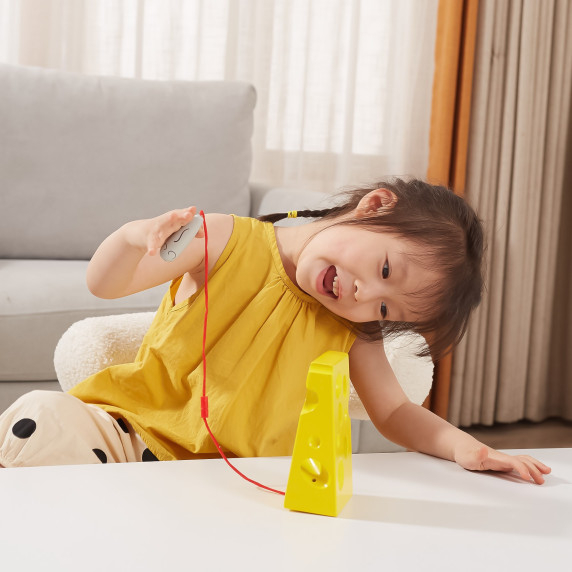 VIGA Wooden Interlacing Educational Maze Mouse in Cheese