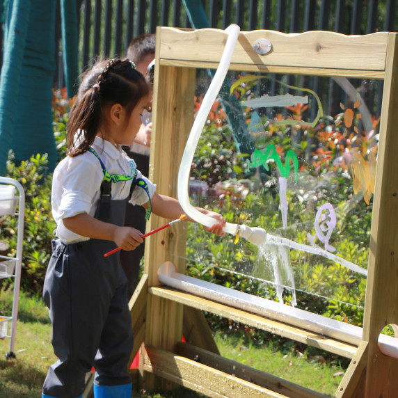 CLASSIC WORLD EDU Set Double-Sided Painting Board Easel with Water Pump