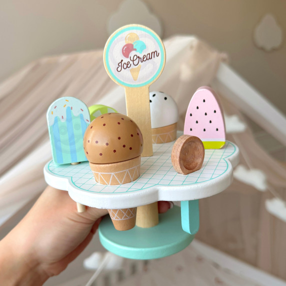 TOOKY TOY Wooden Magnetic Ice Cream on Stand