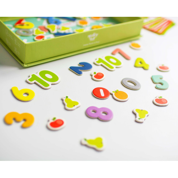 TOOKY TOY Wooden Magnetic Montessori Puzzle Game for Children
