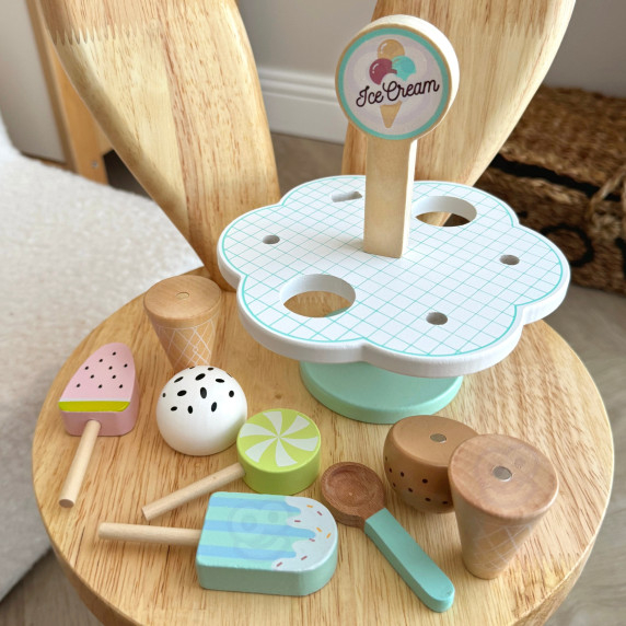 TOOKY TOY Wooden Magnetic Ice Cream on Stand